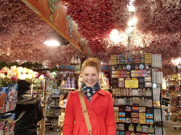 538353_595773387104347_1324240865_n