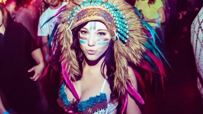 Native American headresses have slowly been banned at various music festivals. Source